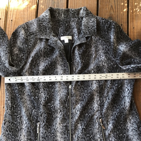 Dressbarn Python Print Zip Jacket - Picture 5 of 6